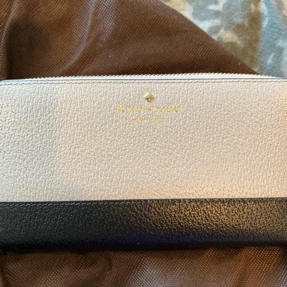 Large Kate Spade bag and wallet - Picture 2 of 7